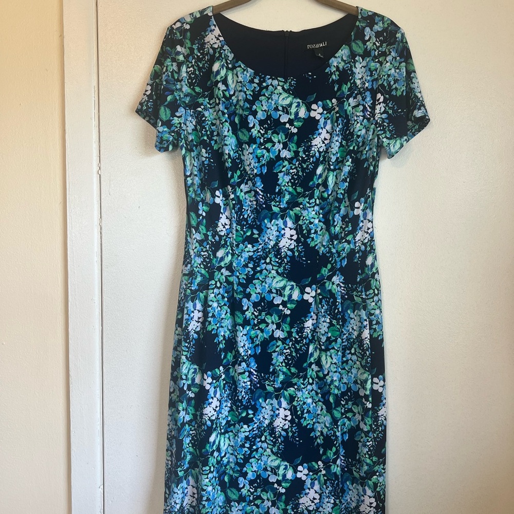 Roz & Ali Blue Sheath Midi Dress Scoop Neck Short Sleeve Size 6
